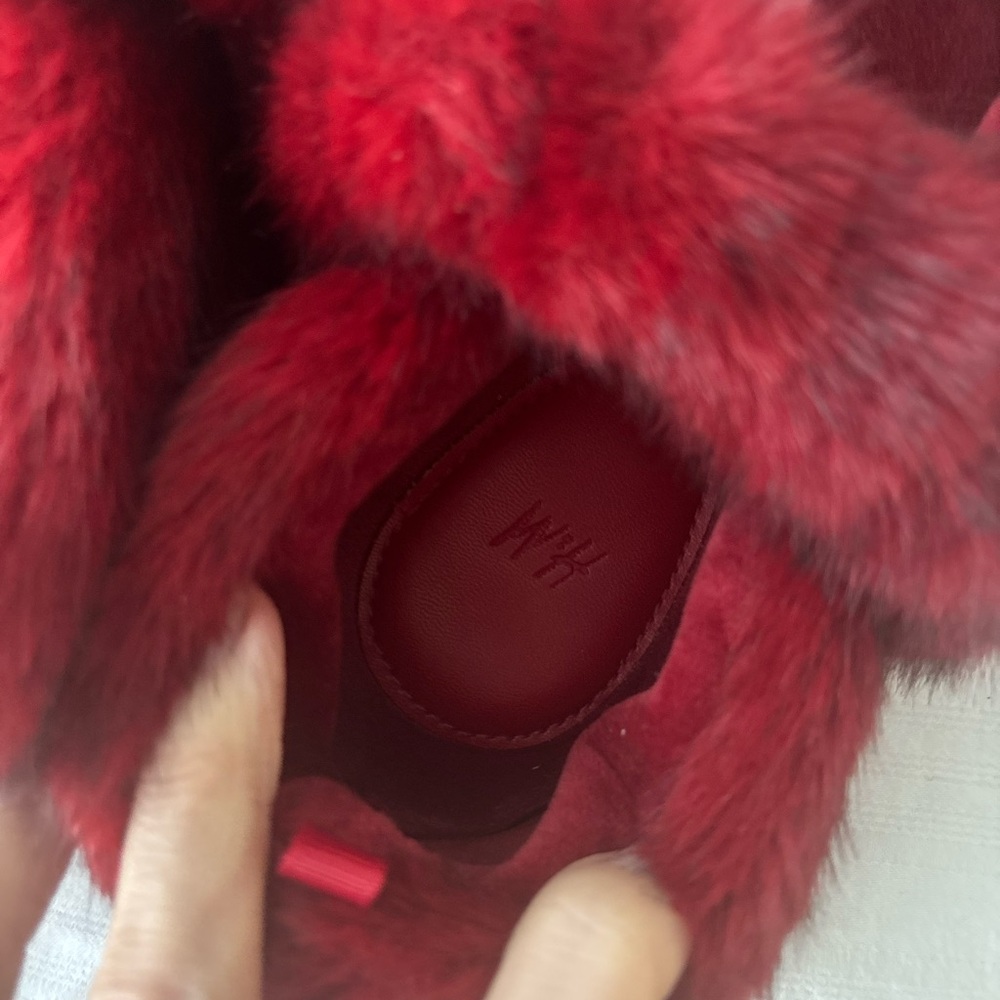 H&M Red Fur Slippers for Women - Picture 4 of 5